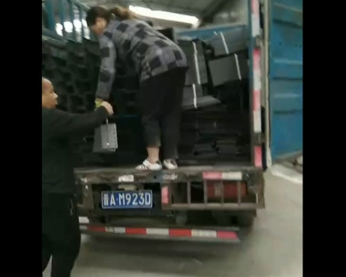 防火電纜橋架發(fā)往榆次北六堡三車(chē)